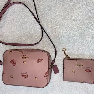Coach ladies crossbody bag and matching wallet